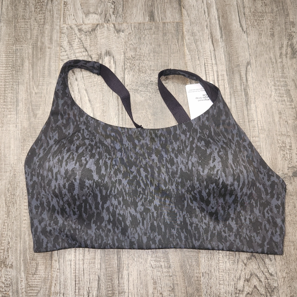 Lululemon In Alignment Straight Strap Bra
